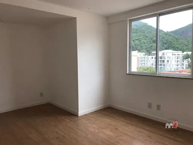 Apartamento 3 quartos e 2 banheiros, à venda, no bairro Corrêas em Petrópolis