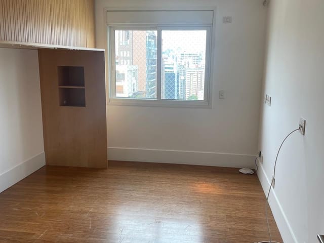 Apartamento com 450m² 3 quartos e 5 banheiros, à venda, no bairro Itaim Bibi em São Paulo