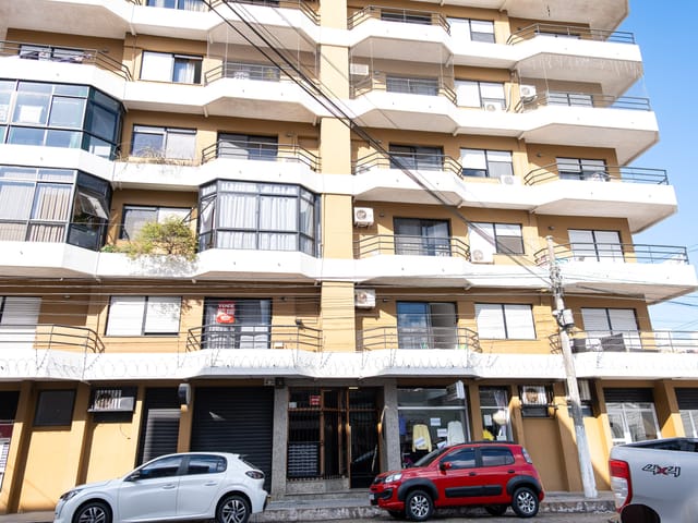 Apartamento com 160m² 3 quartos e 2 banheiros, à venda, no bairro Centro em Pelotas
