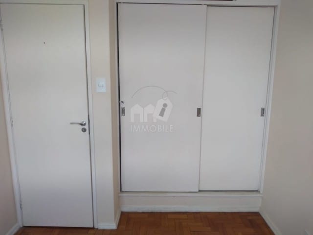 Apartamento 3 quartos e 1 banheiro, à venda, no bairro Duchas em Petrópolis