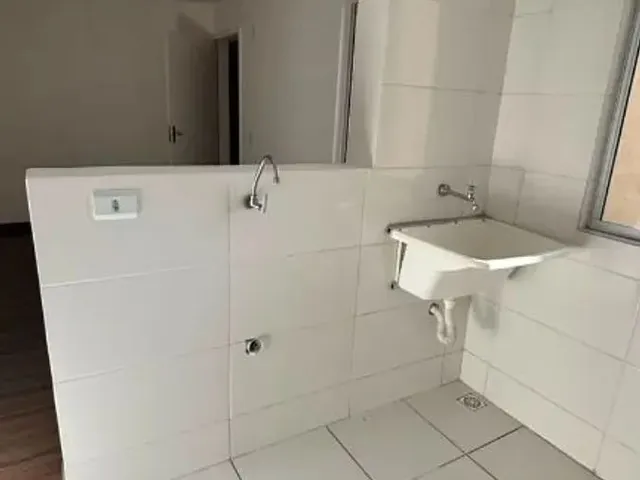 Apartamento 2 quartos e 1 banheiro, para alugar, no bairro Bonfim em Almirante Tamandaré