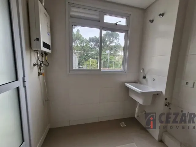 Apartamento 3 quartos e 2 banheiros, para alugar, no bairro Uberaba em Curitiba