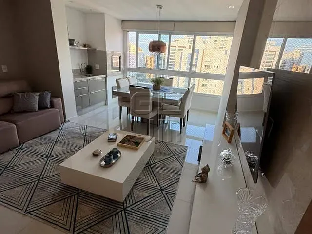 Apartamento com 205m² 3 quartos e 3 banheiros, à venda, no bairro Gleba Fazenda Palhano em Londrina