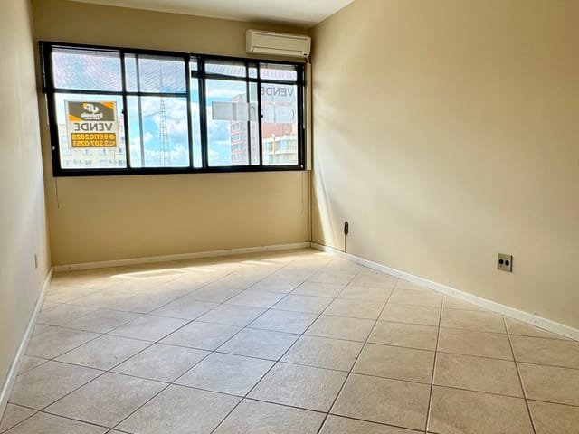Apartamento com 60m² 1 quarto e 1 banheiro, à venda, no bairro Centro em Pelotas