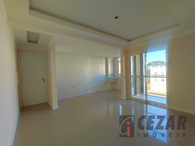 Apartamento 2 quartos e 1 banheiro, à venda, no bairro Uberaba em Curitiba