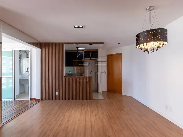Apartamento 2 quartos e 2 banheiros, à venda, no bairro Gleba Fazenda Palhano em Londrina