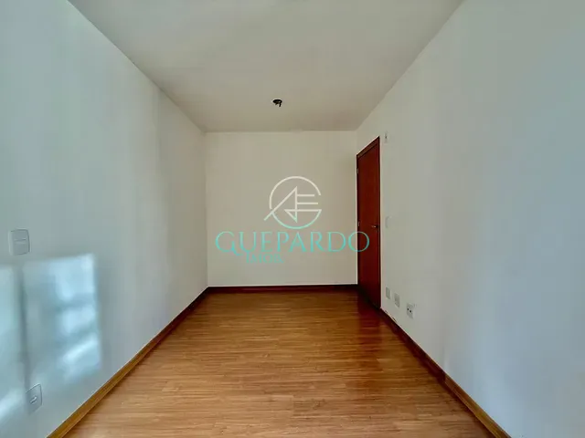 Apartamento 2 quartos e 1 banheiro, à venda, no bairro Cidade Industrial 2 em Londrina