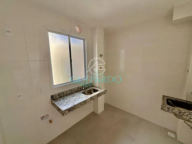 Apartamento 2 quartos e 1 banheiro, à venda, no bairro Cidade Industrial 2 em Londrina