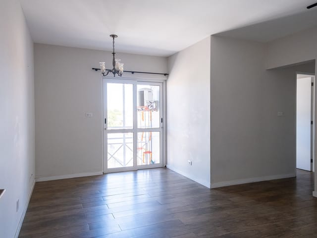 Apartamento 3 quartos e 2 banheiros, à venda, no bairro Areal em Pelotas