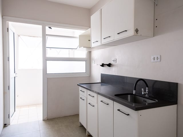 Apartamento 3 quartos e 2 banheiros, à venda, no bairro Areal em Pelotas