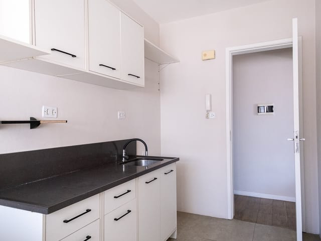 Apartamento 3 quartos e 2 banheiros, à venda, no bairro Areal em Pelotas