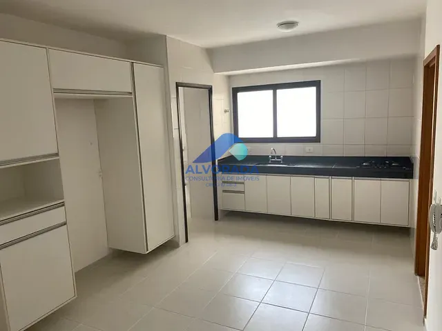 Apartamento 4 quartos e 2 banheiros, à venda ou para alugar, no bairro Jardim Esplanada II em São José dos Campos