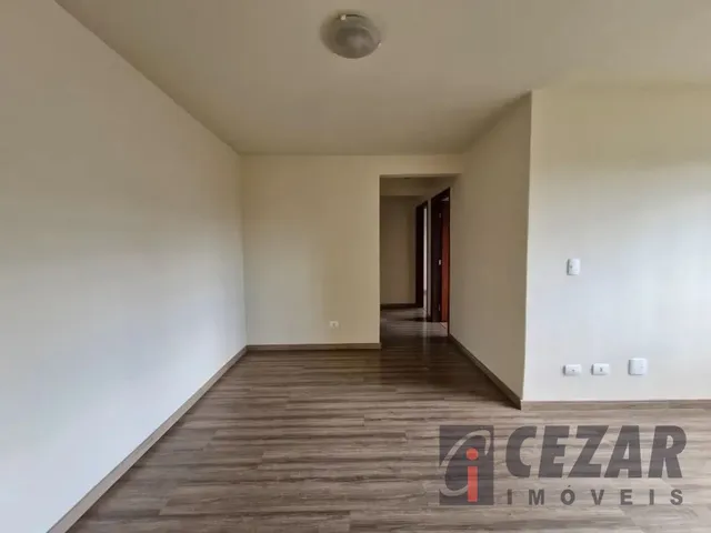 Apartamento 3 quartos e 1 banheiro, à venda, no bairro Pinheirinho em Curitiba