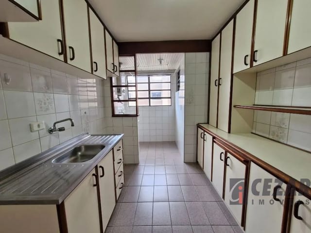 Apartamento 3 quartos e 1 banheiro, para alugar, no bairro Pinheirinho em Curitiba