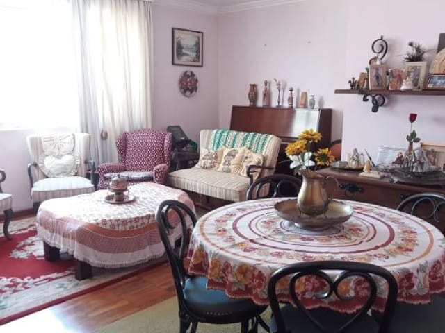 Apartamento 3 quartos e 3 banheiros, à venda, no bairro Vila Adyana em São José dos Campos