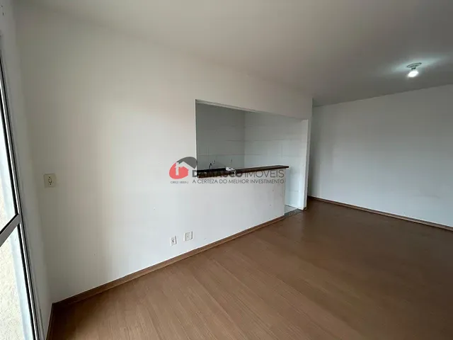 Apartamento 3 quartos e 2 banheiros, à venda, no bairro Cerâmica em São Caetano do Sul