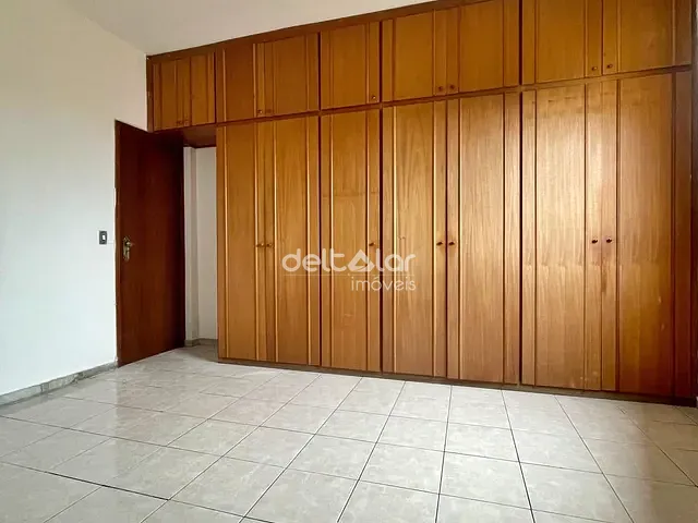 Apartamento com 90m² 2 quartos e 1 banheiro, para alugar, no bairro Santa Amélia em Belo Horizonte