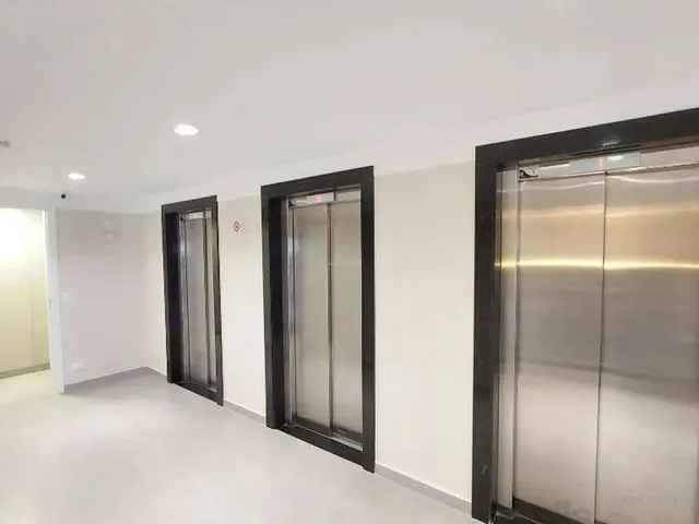 Apartamento 2 quartos e 2 banheiros, à venda, no bairro Centro em Curitiba