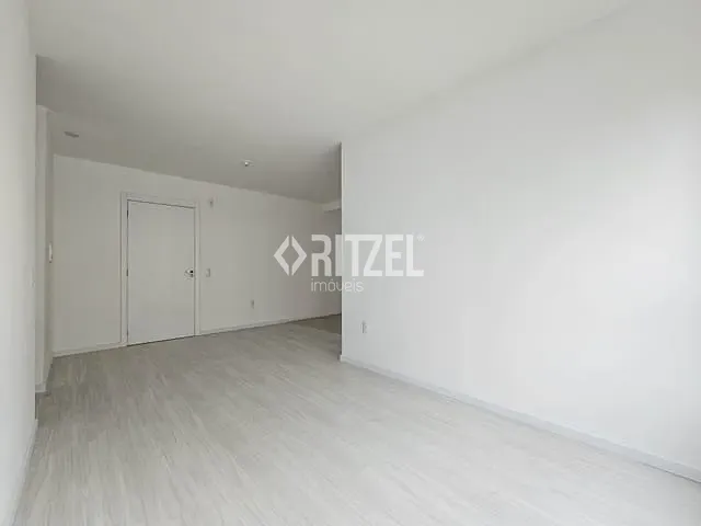 Apartamento 2 quartos e 2 banheiros, para alugar, no bairro Centro em Novo Hamburgo