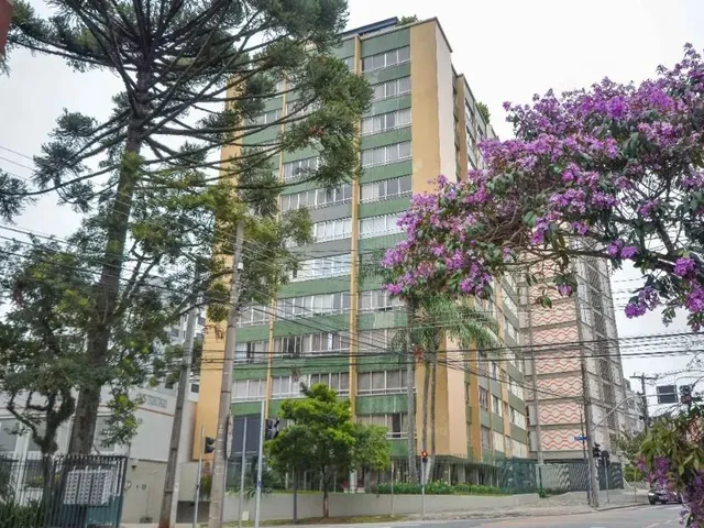 Apartamento 4 quartos e 4 banheiros, à venda, no bairro Batel em Curitiba