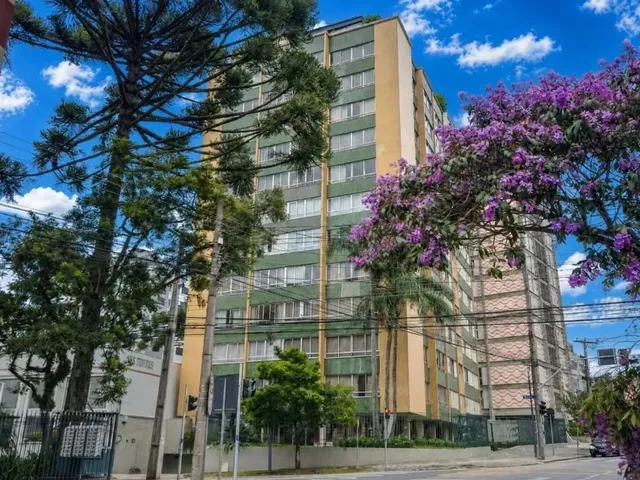 Apartamento 4 quartos e 3 banheiros, à venda, no bairro Batel em Curitiba