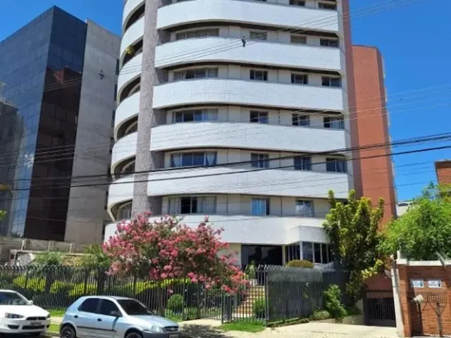 Apartamento 3 quartos e 2 banheiros, para alugar, no bairro Centro Cívico em Curitiba