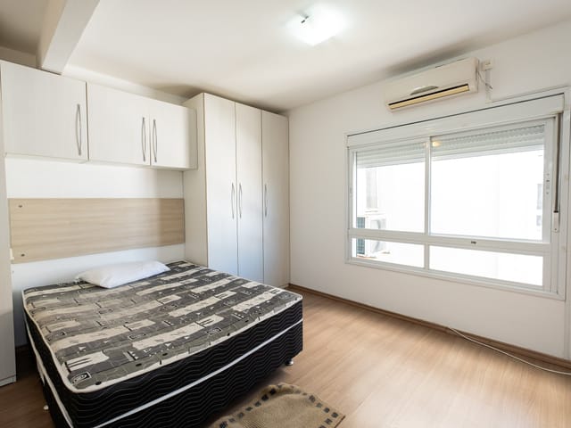 Apartamento 1 quarto e 1 banheiro, para alugar, no bairro Centro em Pelotas