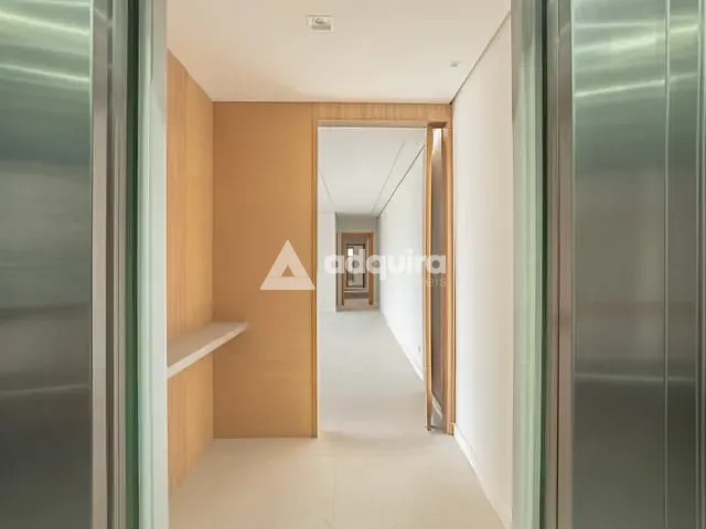 Apartamento com 338m² 3 quartos e 5 banheiros, à venda ou para alugar, no bairro Centro em Ponta Grossa