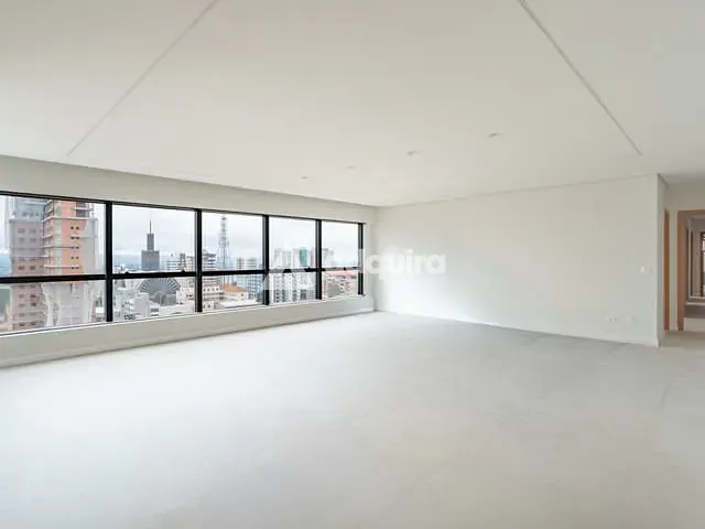 Apartamento com 338m² 3 quartos e 5 banheiros, à venda ou para alugar, no bairro Centro em Ponta Grossa