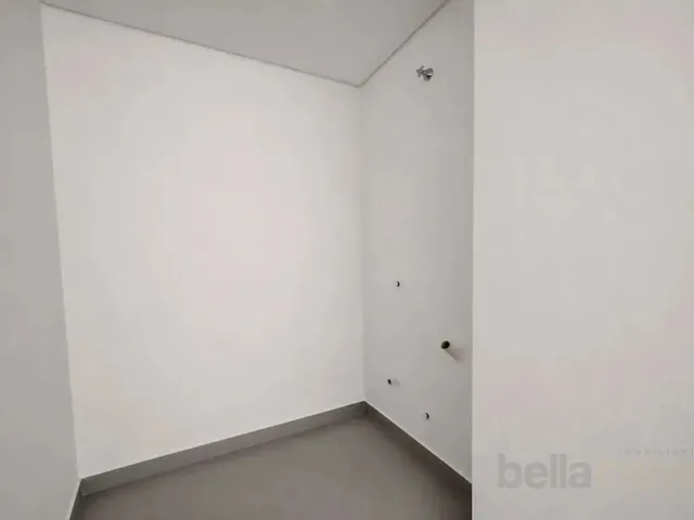 Apartamento 2 quartos e 2 banheiros, à venda, no bairro Batel em Curitiba