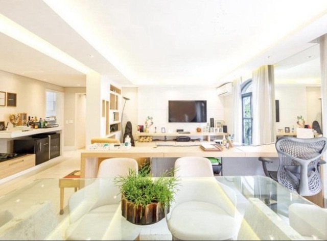 Apartamento com 126m² 2 quartos e 2 banheiros, à venda, no bairro Itaim Bibi em São Paulo