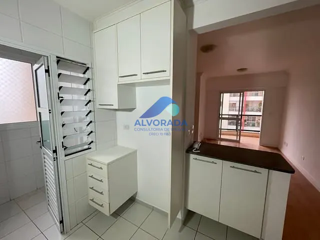 Apartamento 2 quartos e 1 banheiro, para alugar, no bairro Jardim Aquarius em São José dos Campos