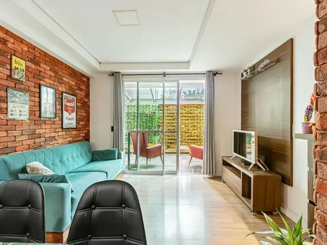 Apartamento 2 quartos e 1 banheiro, à venda, no bairro Bacacheri em Curitiba