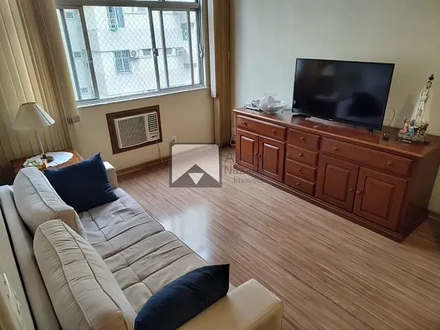 Apartamento com 80m² 2 quartos e 1 banheiro, à venda, no bairro Icaraí em Niterói