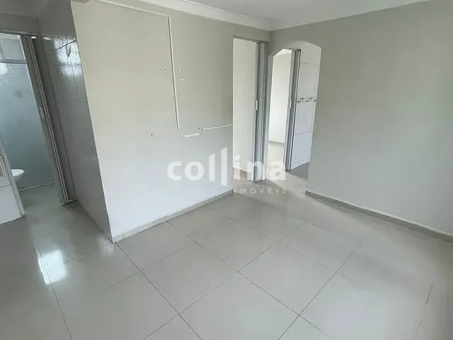 Apartamento com 38m² 2 quartos e 1 banheiro, para alugar, no bairro Cohab V em Carapicuíba