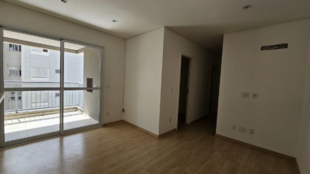 Foto do Apartamento - SPOT CENTRO - R$2.600 - Apartamento 3 dormitórios (1 Suíte), 2 vagas de garagem, para Locação Centro, Londrina, PR | Human Imóveis