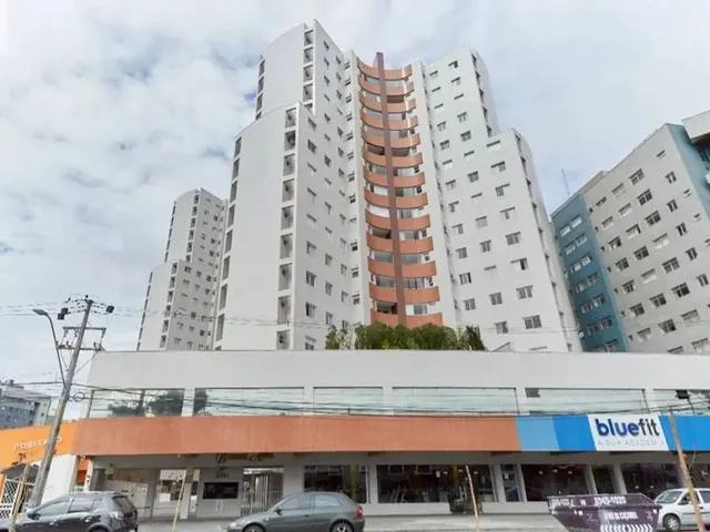 Apartamento 2 quartos e 3 banheiros, para alugar, no bairro Portão em Curitiba
