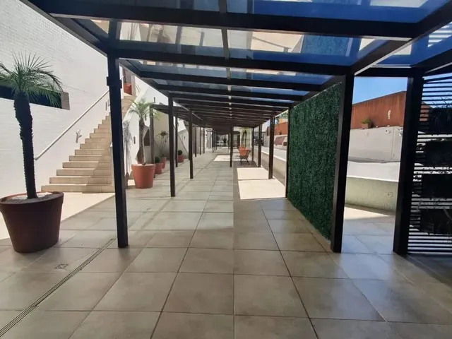 Apartamento 2 quartos e 3 banheiros, para alugar, no bairro Portão em Curitiba