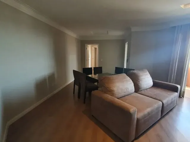 Apartamento 2 quartos e 3 banheiros, para alugar, no bairro Portão em Curitiba