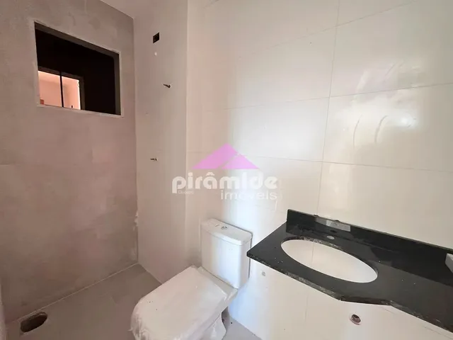 Apartamento com 10m² 3 quartos e 2 banheiros, à venda, no bairro Sumaré em Caraguatatuba