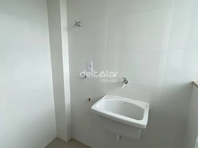 Apartamento 3 quartos e 2 banheiros, à venda, no bairro Rio Branco em Belo Horizonte