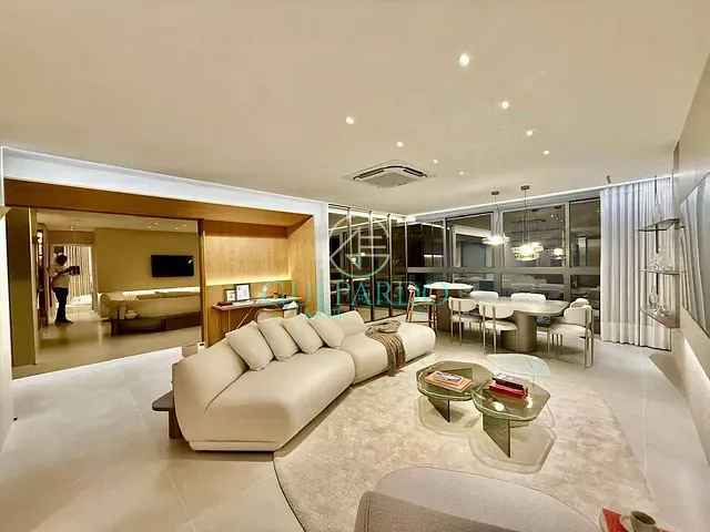 Apartamento 3 quartos e 3 banheiros, à venda, no bairro Nikko em Londrina