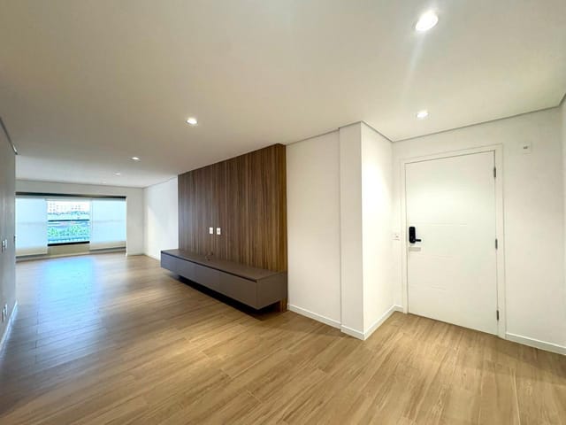 Apartamento com 113m² 2 quartos e 3 banheiros, para alugar, no bairro Alphaville Centro Industrial e Empresarial/Alphaville. em Barueri