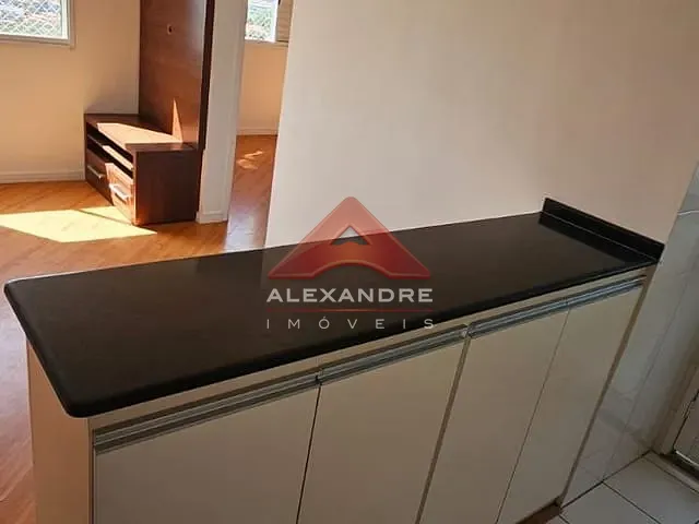 Apartamento com 74m² 2 quartos e 1 banheiro, para alugar, no bairro Vila Tesouro em São José dos Campos