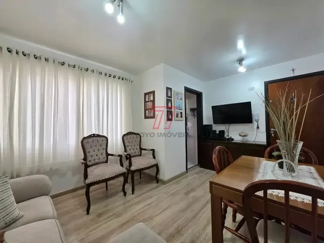 Apartamento 1 quarto e 1 banheiro, à venda, no bairro Novo Mundo em Curitiba