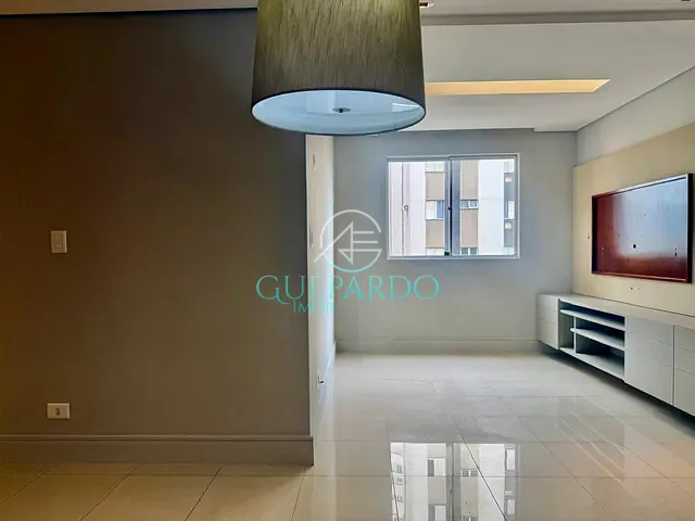 Apartamento com 90m² 2 quartos e 1 banheiro, para alugar, no bairro Campo Belo em Londrina