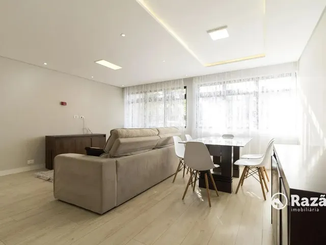 Apartamento 3 quartos e 2 banheiros, para alugar, no bairro Água Verde em Curitiba
