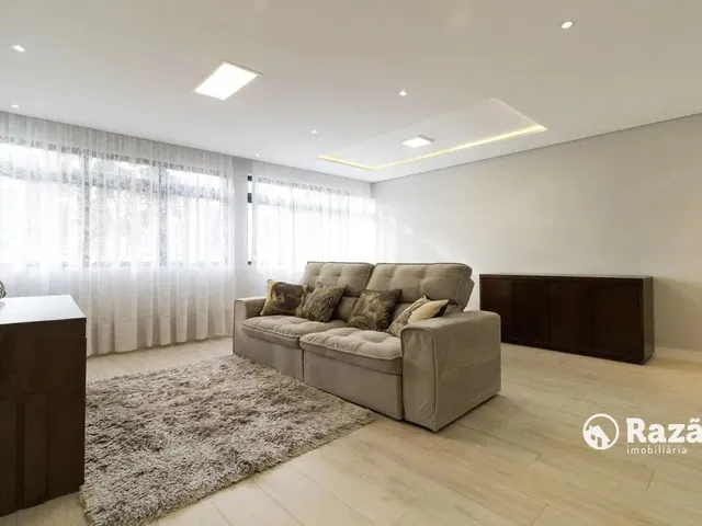 Apartamento 3 quartos e 2 banheiros, para alugar, no bairro Água Verde em Curitiba