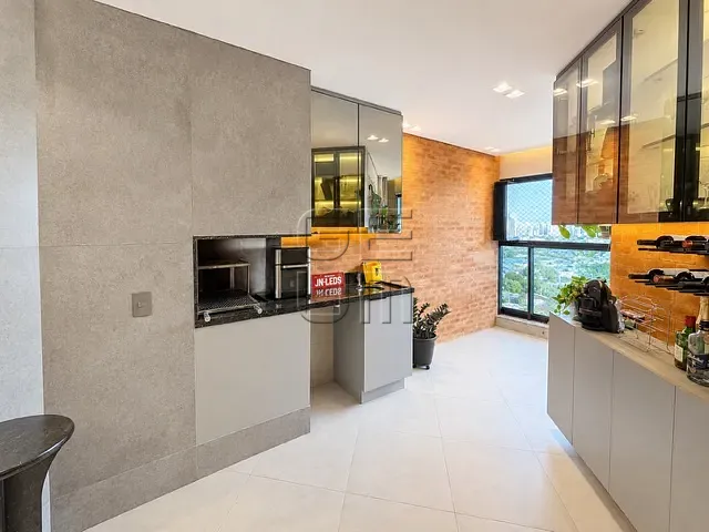 Apartamento 3 quartos e 2 banheiros, à venda, no bairro Centro em Londrina