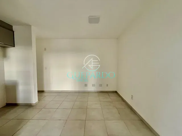 Apartamento 3 quartos e 1 banheiro, à venda, no bairro Olímpico em Londrina